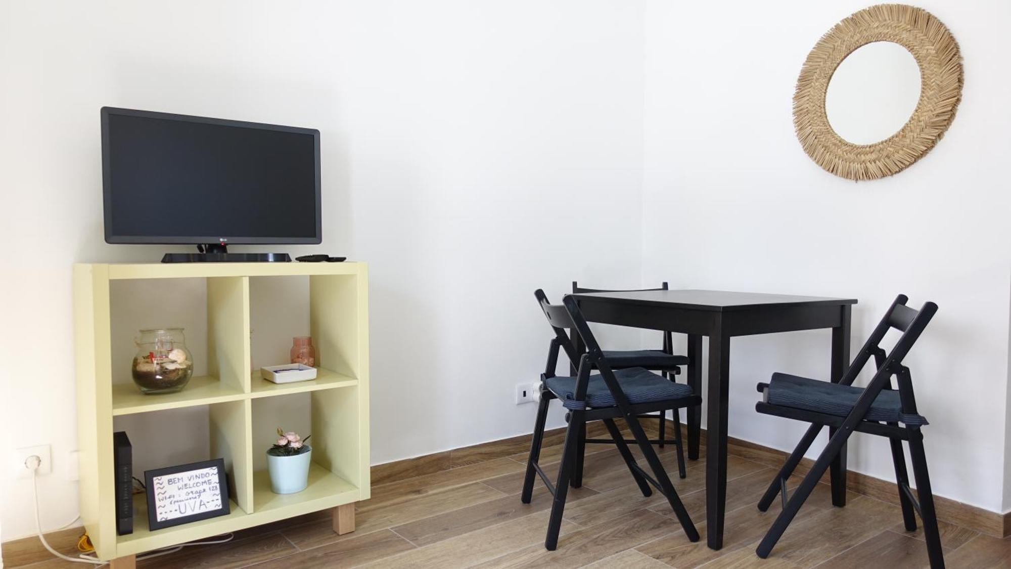 Uva - Cosy Historic City Center Apartamento